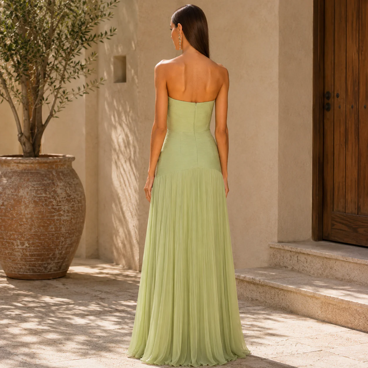 Vestido The Muse diseño con hombros abiertos